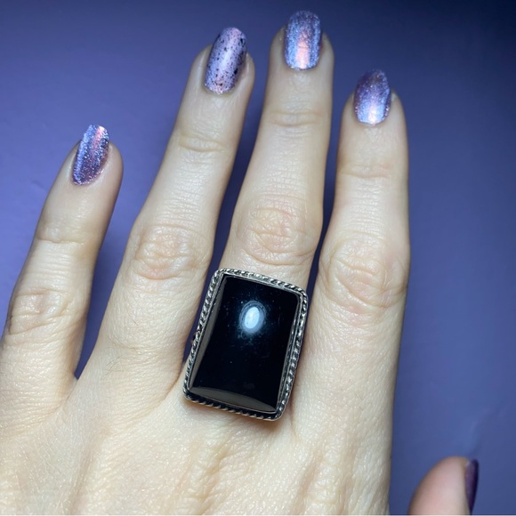 Jewelry - VINTAGE GENUINE BLACK ONYX NATURAL STONE IN SOLID SILVER